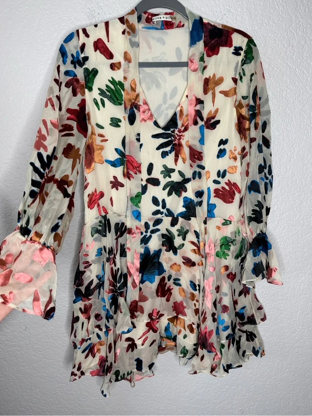 Alice + Olivia Moran Silk Blend Mini Dress Small Rainbow Floral Bell Sleeve